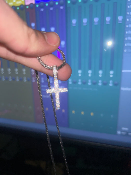 925 Sterling Silver Moissanite Cross Pendant - Premium Religious Jewelry