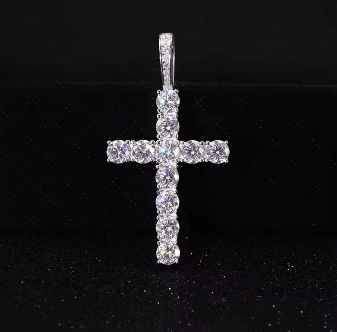 VVS Moissanite cross