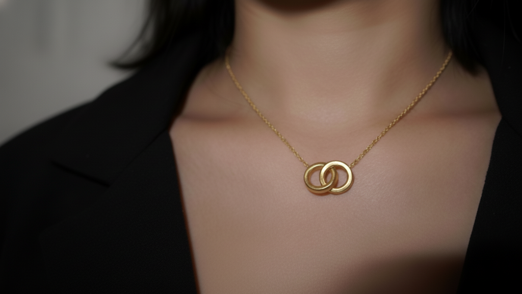 Interlinked Circles Pendant