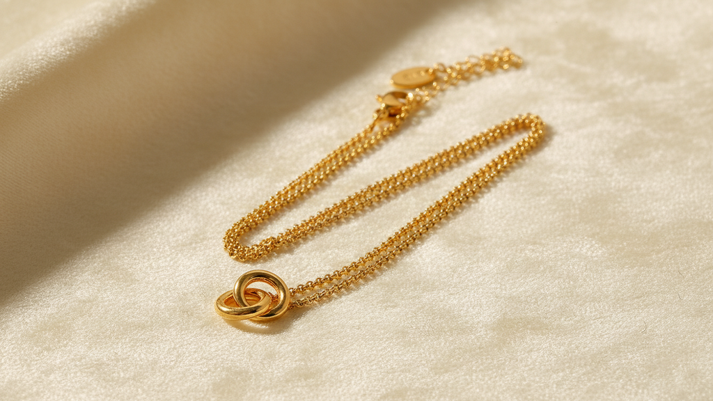 Interlinked Circles Pendant